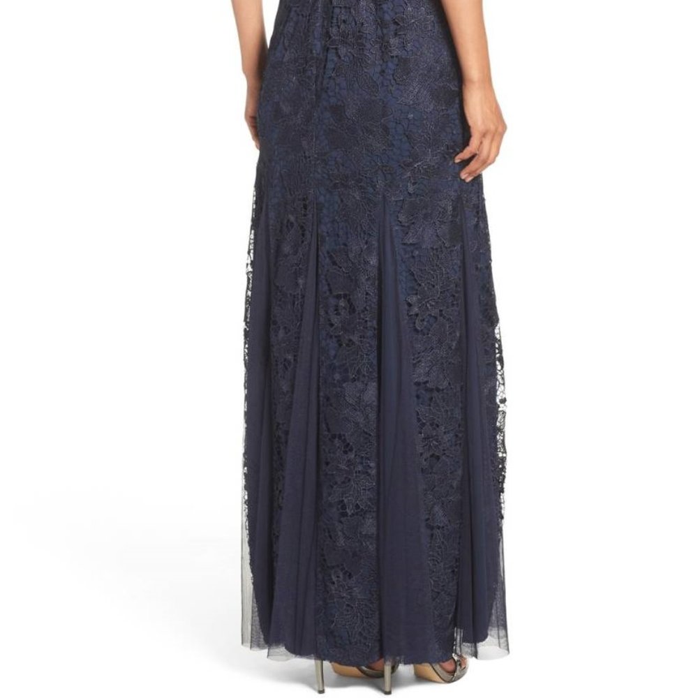 Adrianna Papell NEW Jewel Embellished Lace Gown with Mesh Godet Insets Dress🎉HP - Picture 7 of 9